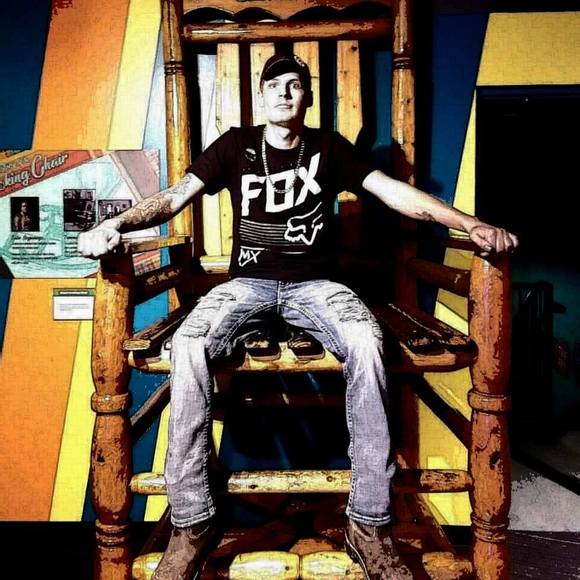 Meet your Posher, Ben - Picture 1 of 1